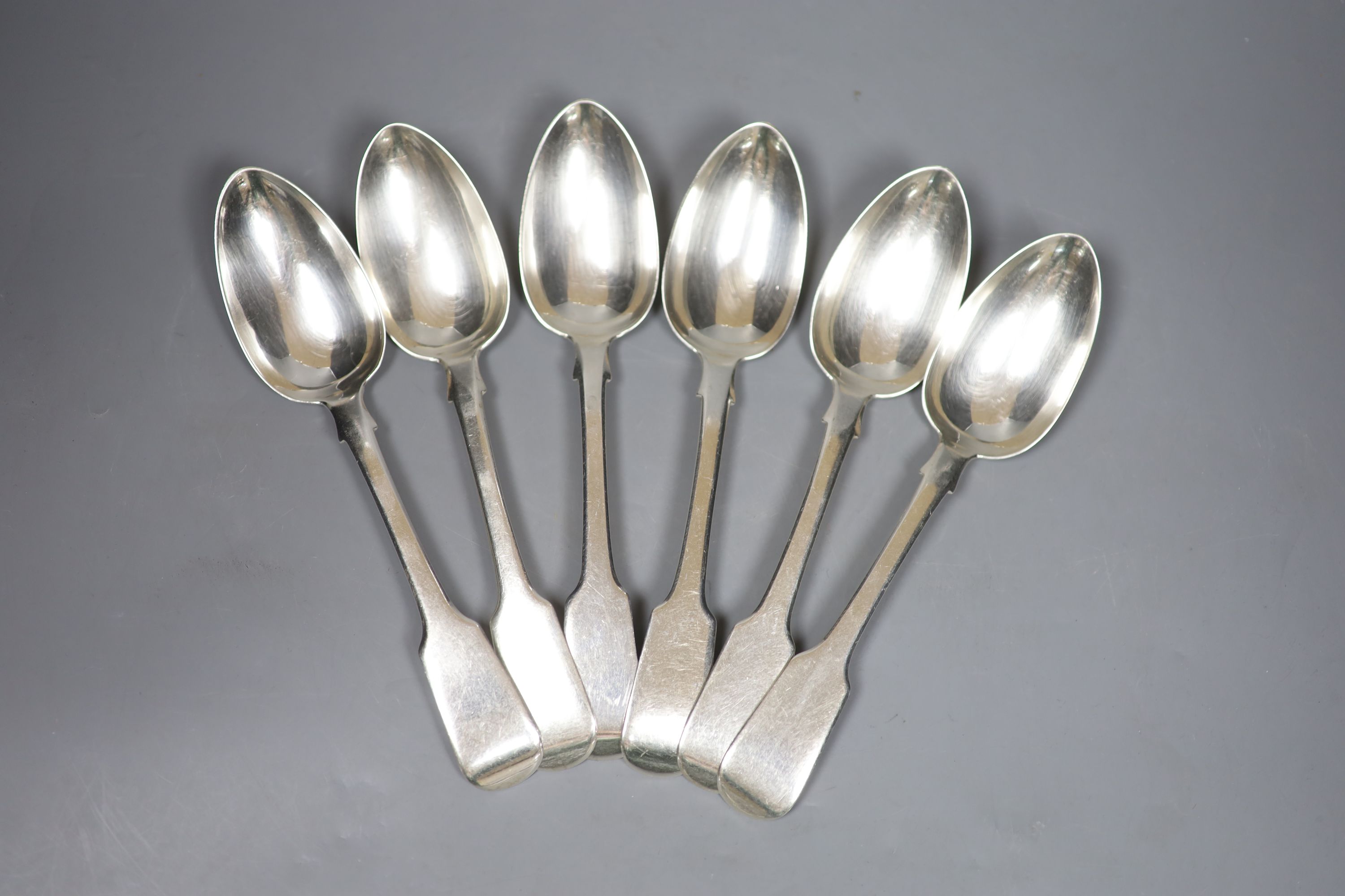 A set of six George IV silver fiddle pattern tablespoons, London 1827, maker Jonathan Hayne, approx 15.5oz.